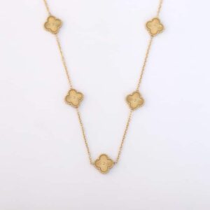Gold Clover Pendant Necklace