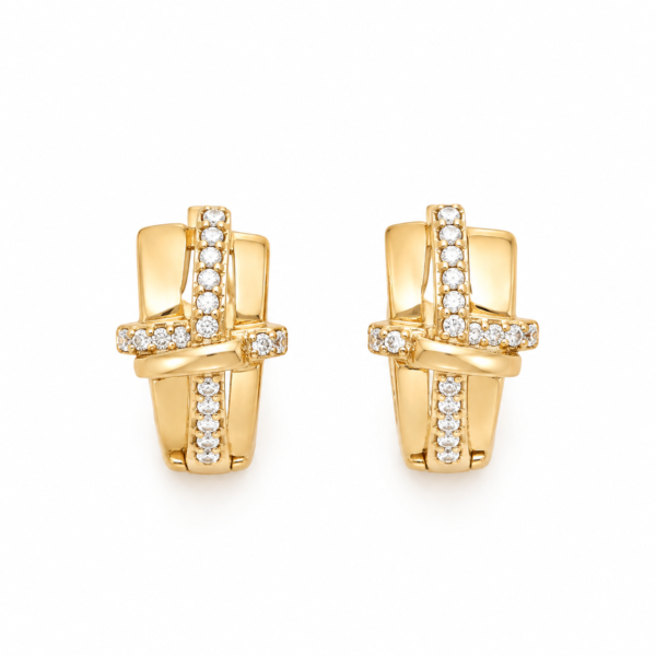 aura interlink gold plated studs feat A pair of gold plated studs with interlinked design and white stones