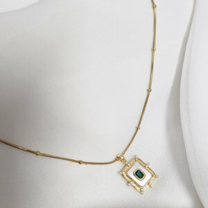 Frosted Emerald Golden Necklace