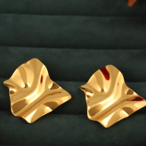 Golden Drift Hoop Earrings