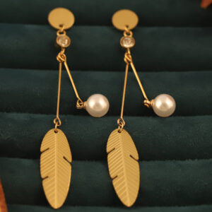 Feather & Pearl Elegance Earrings