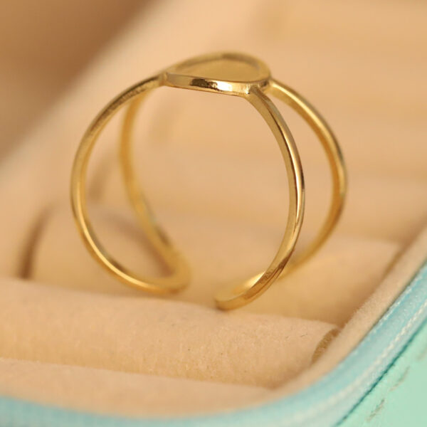 Eternal Circle Gold Ring - Image 3