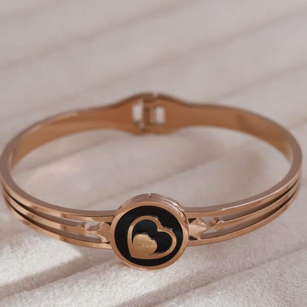 Eternal Heart Rose Gold Charm Kada