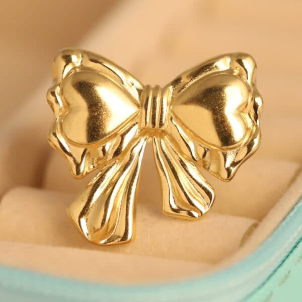 Golden Heart Bow Ring