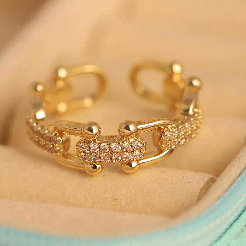 Luminous Chain Link Gold Ring 2