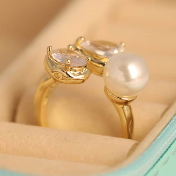 Pearl & Radiance Teardrop Ring - Image 3