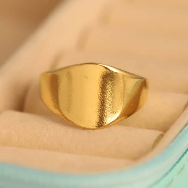 Sculpted Wave Gold Ring