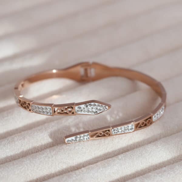 Serpentis Gleam Rose-Gold Kada